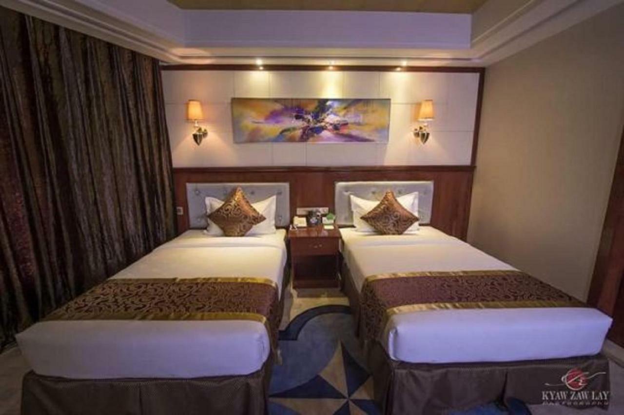 Star World Hotel Naypyidaw Exterior photo