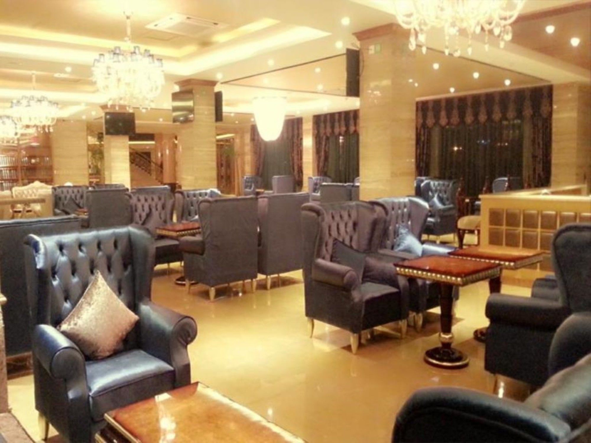 Star World Hotel Naypyidaw Exterior photo